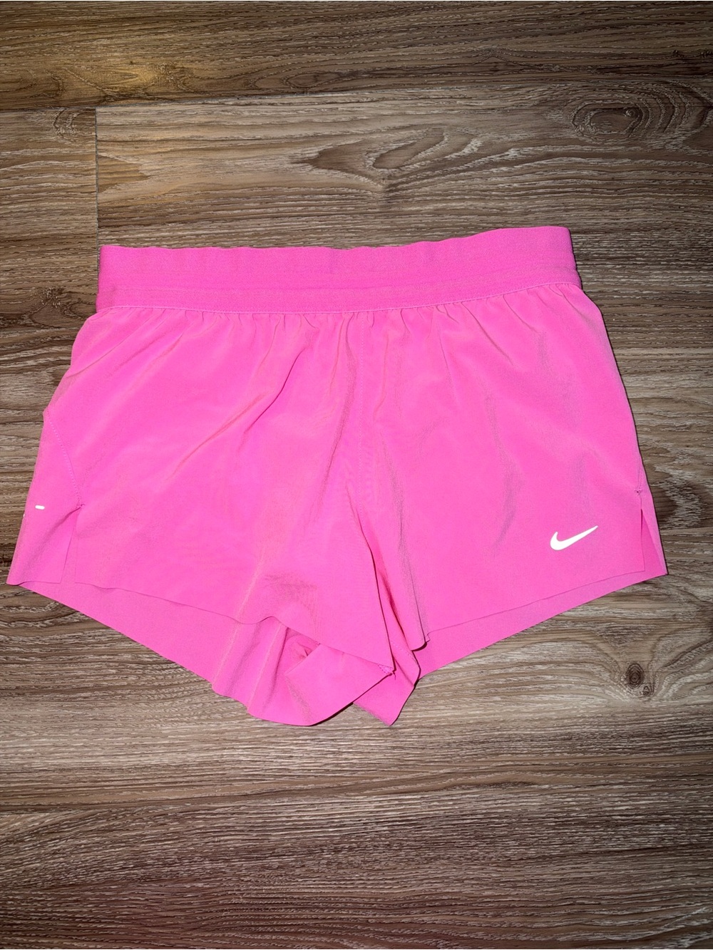 Nike Swift Dri-Fit 2.5” Women’s Size S Pink Mid-Rise Running Shorts